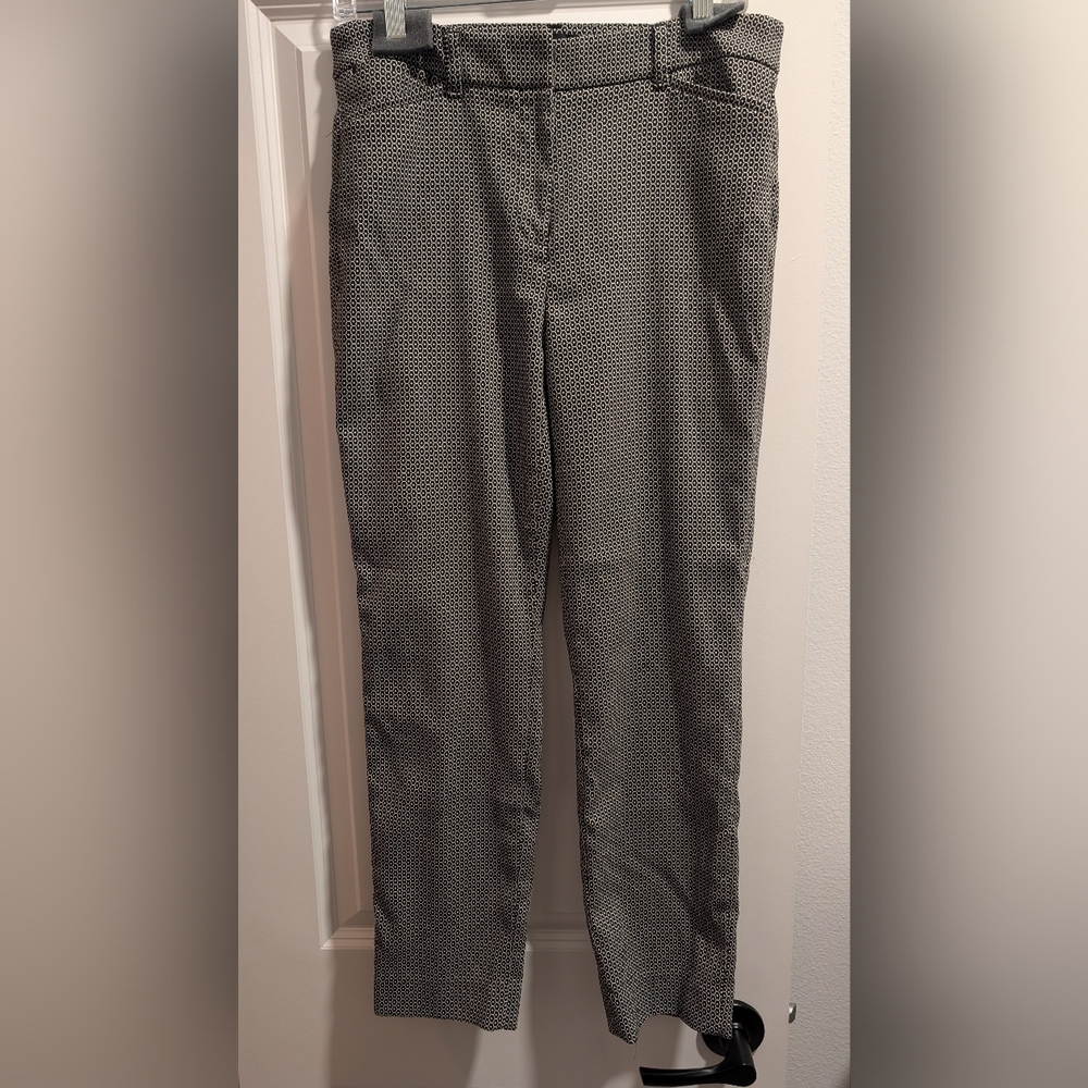 🔥SALE🔥White House Black Market Slim Ankle Pants